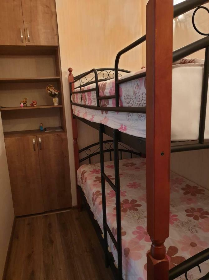 Lia'S Apartment In Orbi Батуми Екстериор снимка